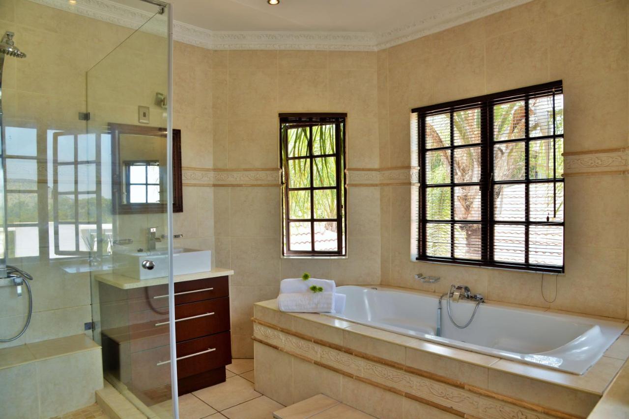 Indlovukazi Guesthouse Hartbeespoort Exteriör bild