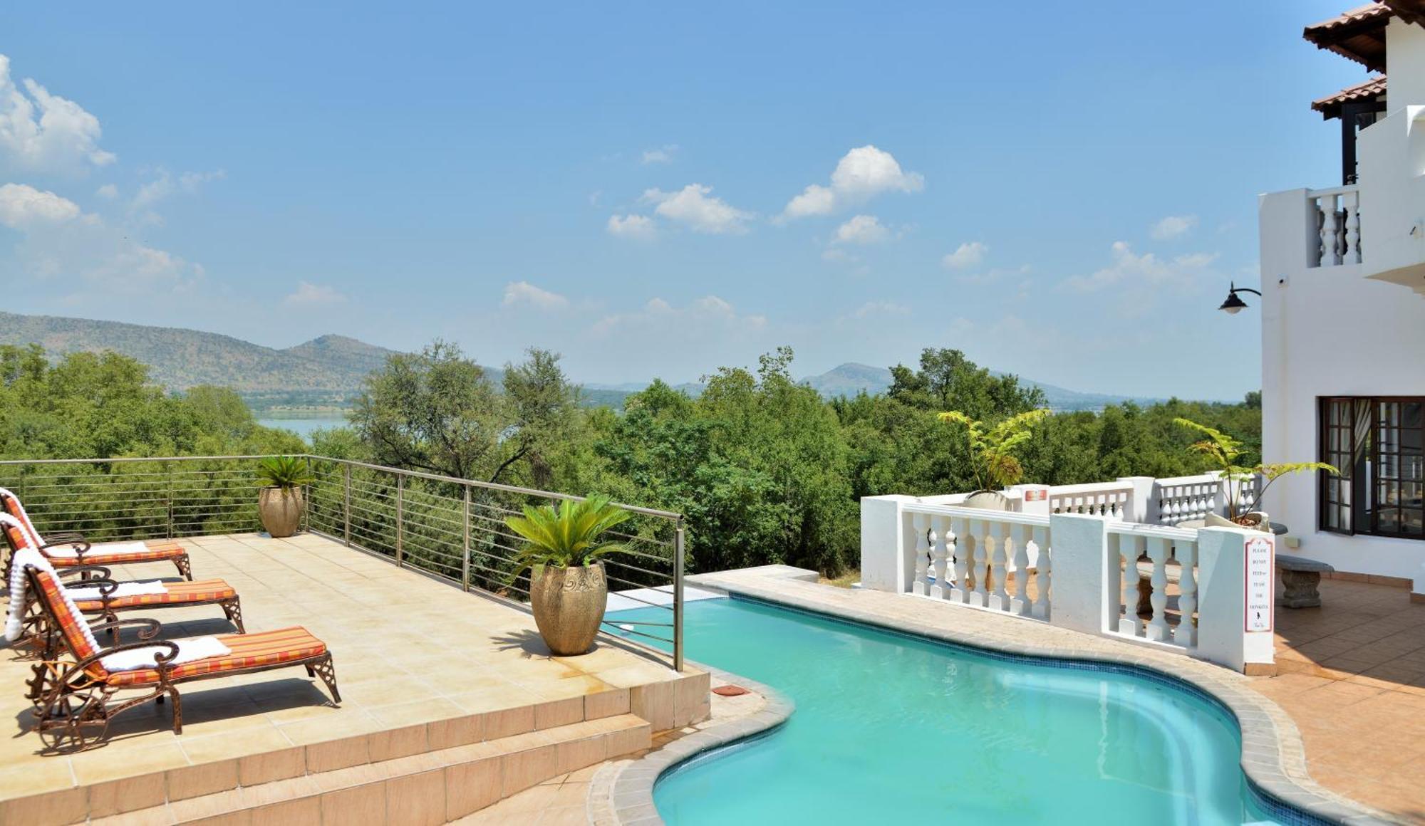 Indlovukazi Guesthouse Hartbeespoort Exteriör bild